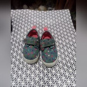 Basic Edition Sneakers